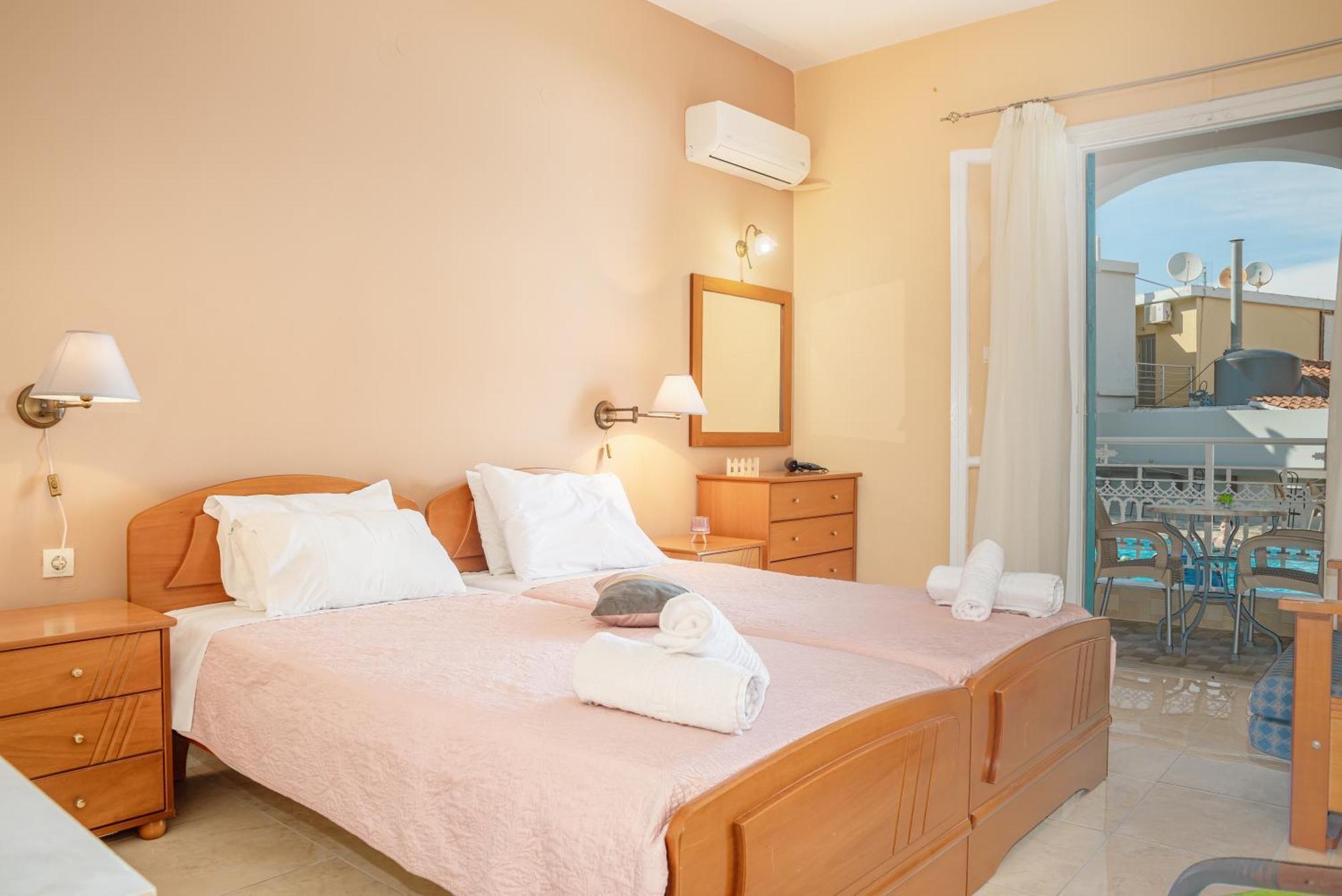 Krina Aparthotel 2*